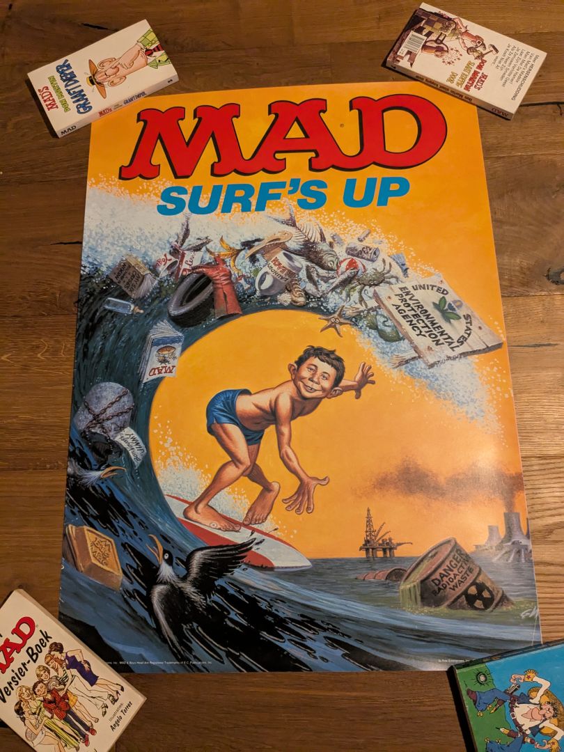 Rare MAD Magazine Alfred E. Neuman "Surf's Up" Poster 71x51cm (USD 40.00)