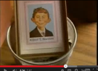 Alfred E. Neuman at the Ronny's Pop Show